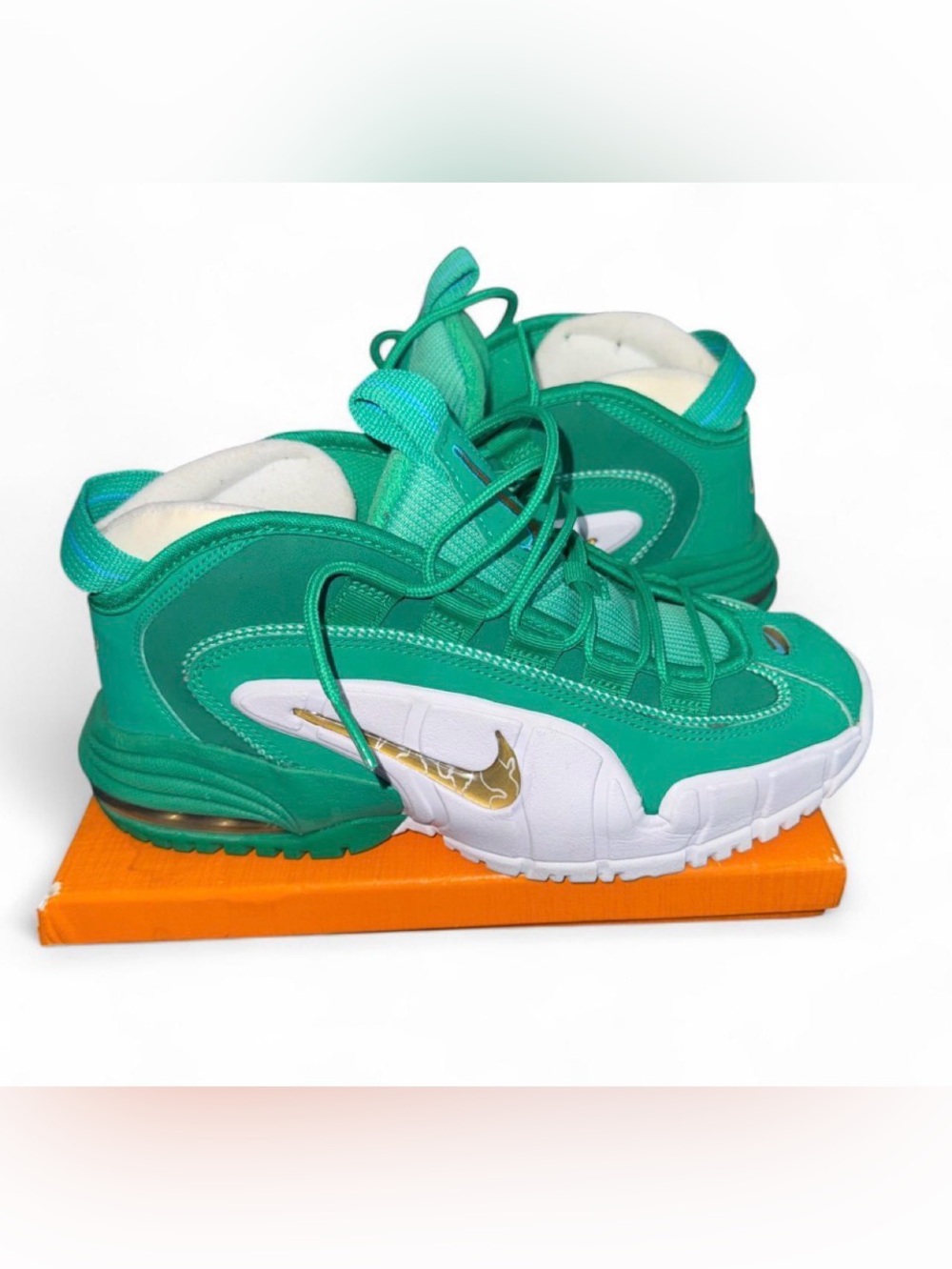 Nike Kids Teal and White Sneakers with Gold Swoosh